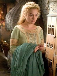 Sophia Myles